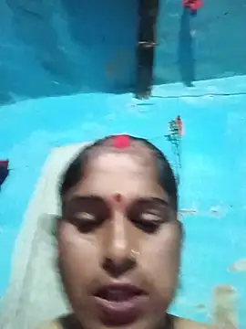 Cutepari_sn live cam preview
