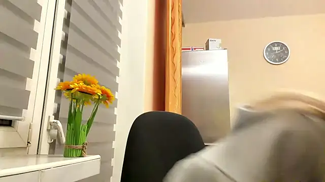 SilkPoutXvx live cam preview