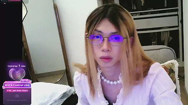 CrytinaSissyCrossdress