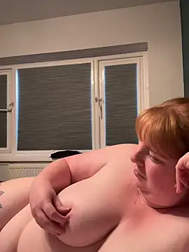 Curvy-GingeXX