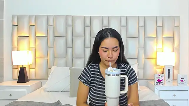 paola_katy_dicks