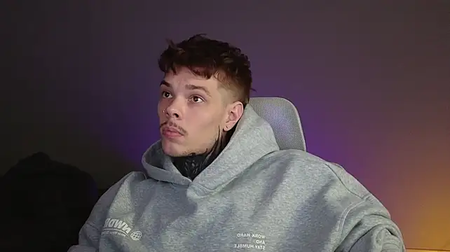 Denis（DENIS_HERE）