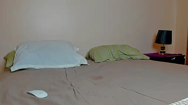 Stachyhornyboy webcam