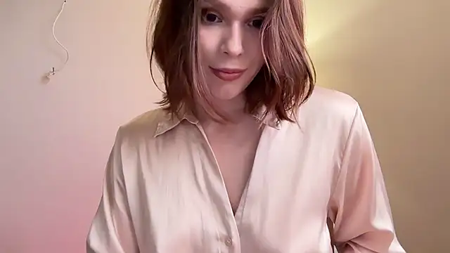 stacyluxxe webcam