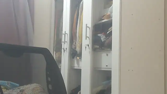 NancyRuvi live cam preview