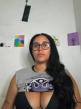 Annya-sweet webcam