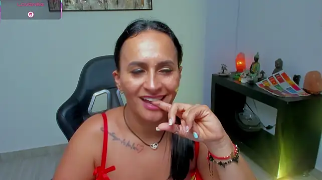 Sara_Charmy