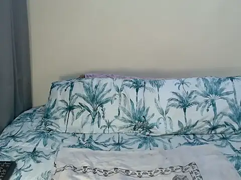 Sexystrawberryxx live cam preview