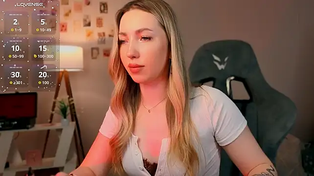 BellaLynny live cam preview