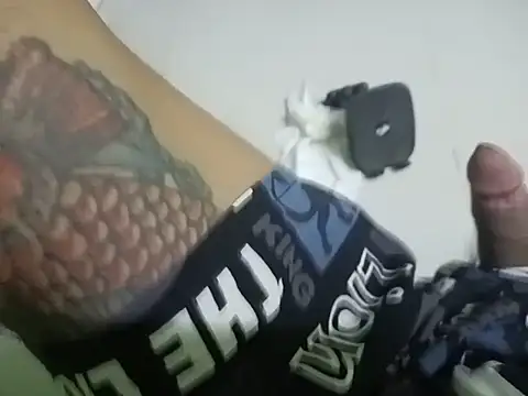 KcYes1 live cam preview