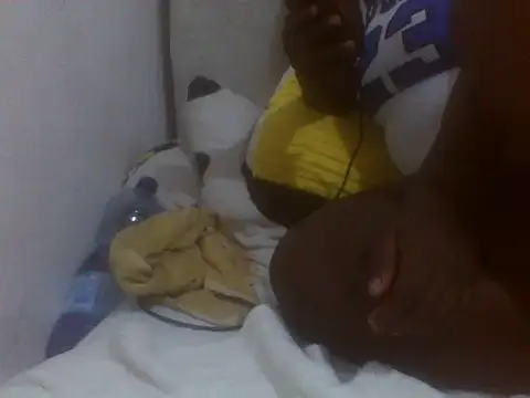 Bigbambam30 live cam preview