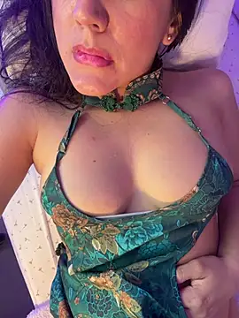 mahia_queen