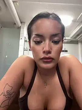 Risky_Workouts webcam