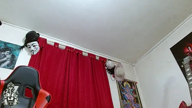 Amanda_Valeska live cam on StripChat