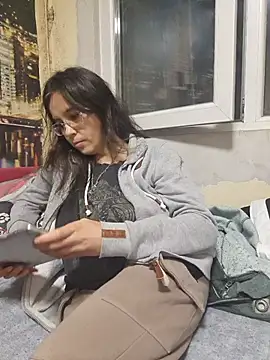 rposhta1991 live cam on StripChat