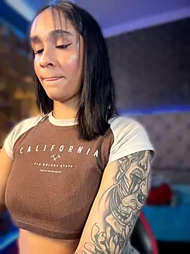 Isabella-Teen