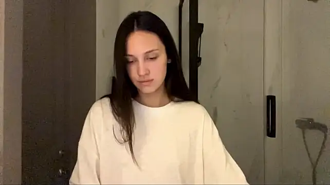 MarinaTuray live cam preview