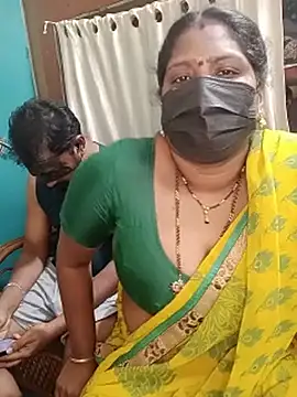 sweety_teluguhw (F milf) - Open boobs ,lip kiss  2minu