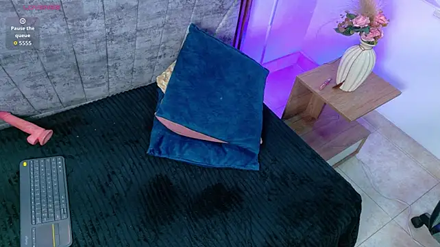 Antonella_Wilde live cam preview