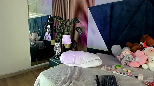 Olivia_Collinns1 live cam preview