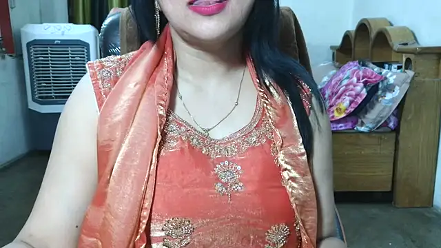 cute_mahi22 (F milf) - full nude dance