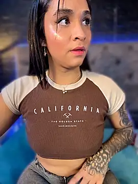 Isabella-Teen