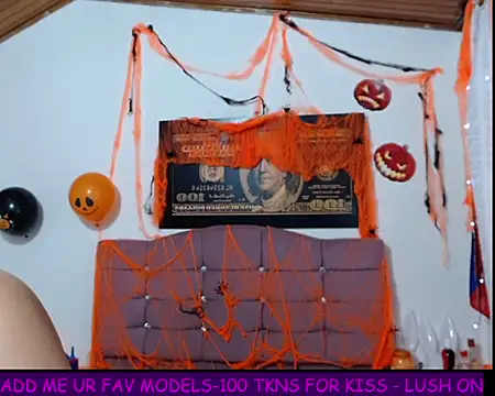 LITTLEJULES live cam preview
