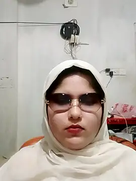 nusrat-n (F young) - Full nude