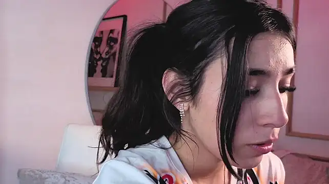 Nanami_ live cam preview