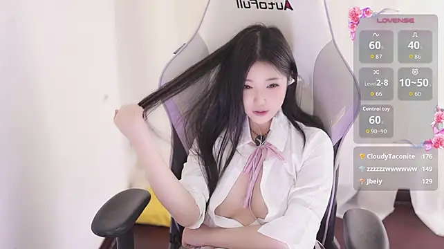 kitty_baby77