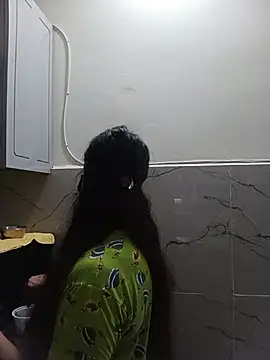 adeena live cam preview