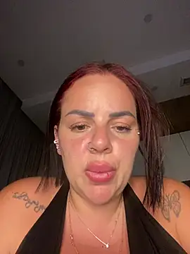 Kiara_Knightz live cam preview
