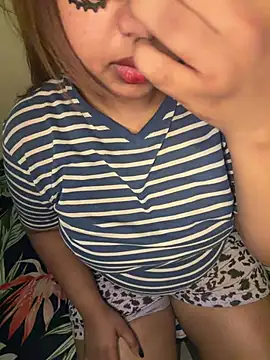escape_with_sophie live cam preview