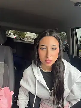 miafoxie_ (F young) - MISSIONARY FUCK + DOMI PLAY TILL SQUIRT