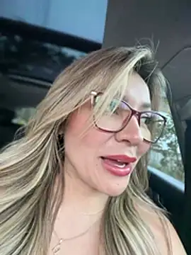 DIANITA_1988 live cam preview