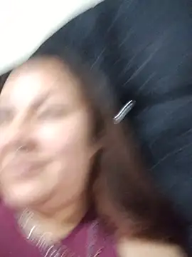 samm_curvy
