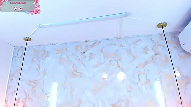 ariannaruiz live cam preview