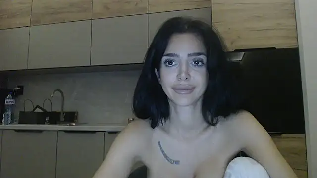 gloriyapg@xh (F young) - Last tipper gets 1 hour lesbian video