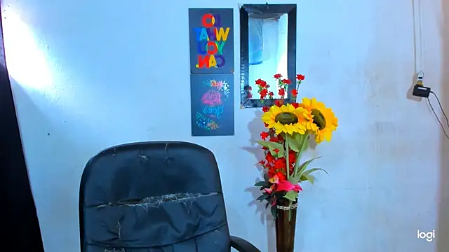 Modella: juanblakbigcock