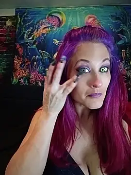BusyB1983 live cam preview