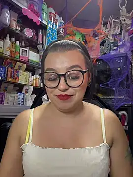 TamySweetness live cam on StripChat