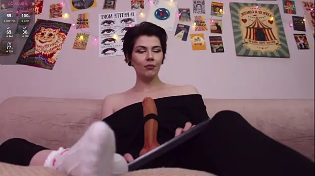 Luna_Blake live cam preview