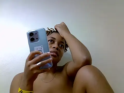 Swt_vixen live cam on StripChat