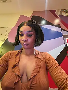 Show webcam en direct avec ___Nessa - Jouets Lovense interactifs disponibles