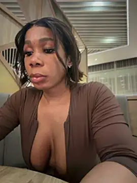 Webcam en directo de la tetona Belle___