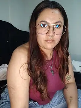 samm_curvy webcam