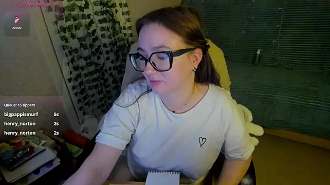 Micky_Wood live cam preview