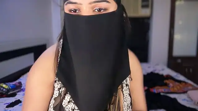 Webcam en directo de la tetona Sahiba_Kaur_