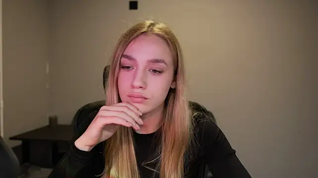 _Lovita webcam