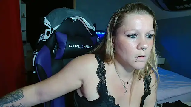 AnnaFalconeX live cam preview